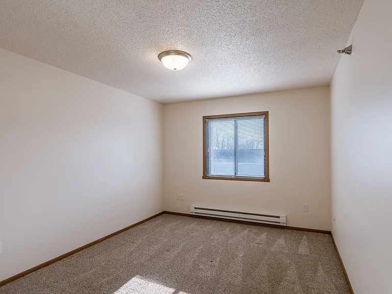 Fargo, ND Eagle Run Apartments | Bedroom