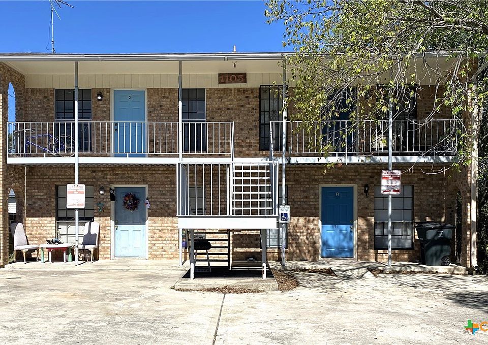 1st image of 1105 Parmer Ave