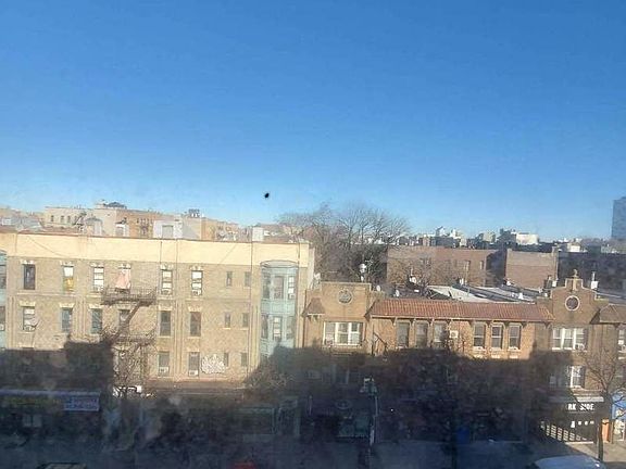 5th image of 225 Parkside Ave #6Z