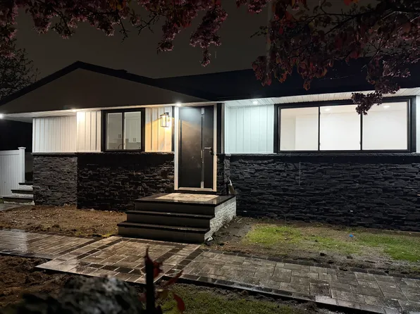 81 Haverford Rd #1, Hicksville, NY 11801