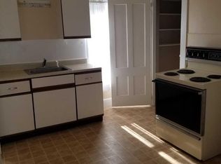 120 School St APT 4, Gardiner, ME 04345