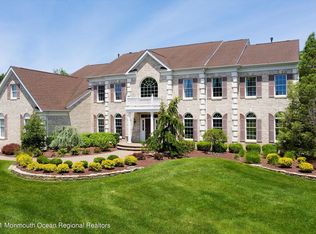 3 Summer Dr, Freehold, NJ 07728