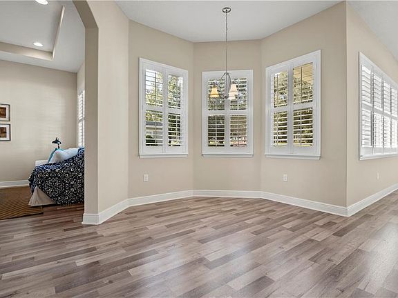 4th image of 703 Victoria Hills Dr