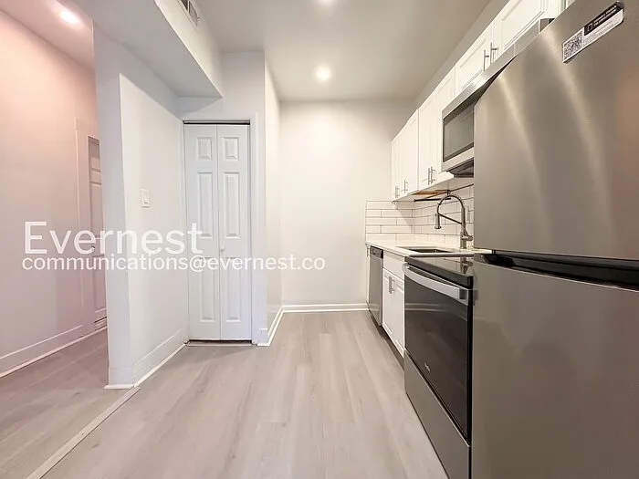 2444 Callow Ave #B — Photo 4