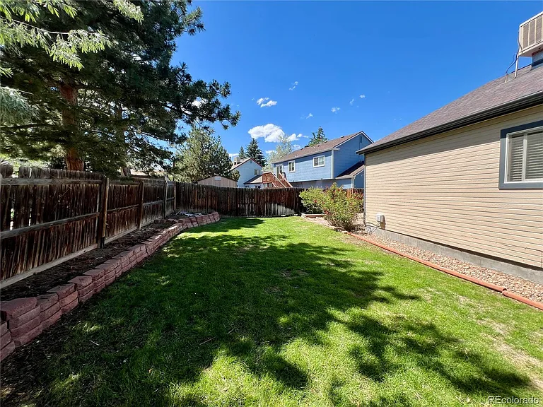 11252 W 102nd Dr — Photo 26