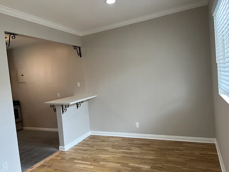 Tuscany Apartments — Photo 12