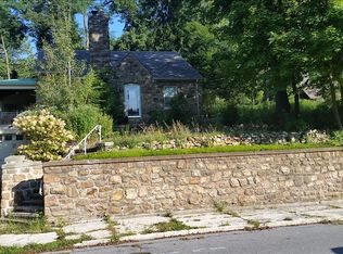 1913 Steuben Rd, Reading, PA 19602