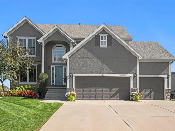 11105 N Randolph Ave, Kansas City, MO 64157