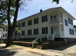 9 Wells St, Rochdale, MA 01542