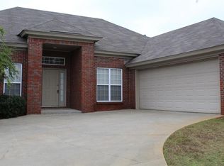 1975 Chancellor Ridge Rd, Prattville, AL 36066