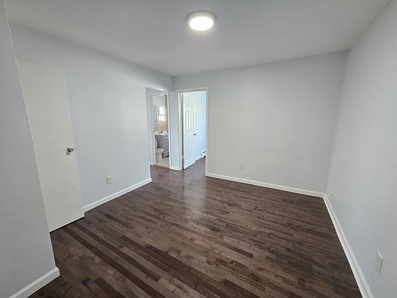 2nd image of 479 Roseville Ave APT 22