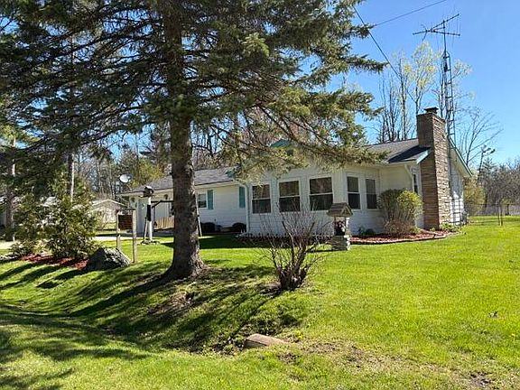 3rd image of 2861 Buttles Rd