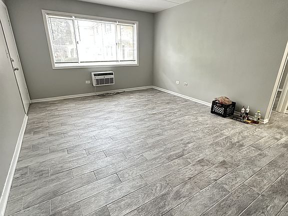 2nd image of 1302 Carol St #1A