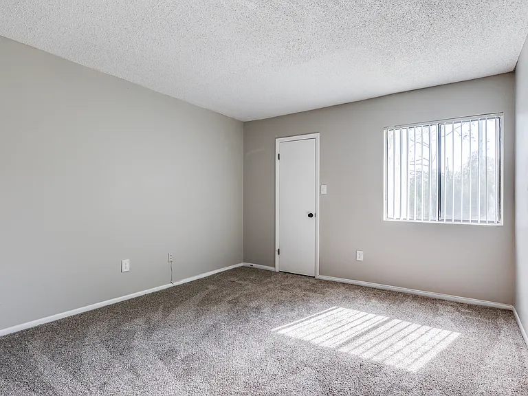 Grand View Garden Homes — Photo 14