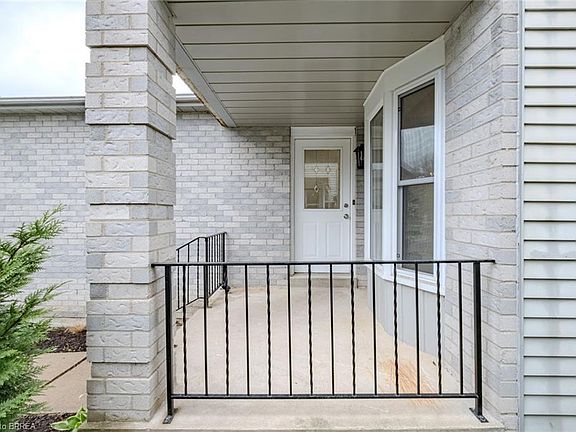 5th image of 113D Aubigny Rd
