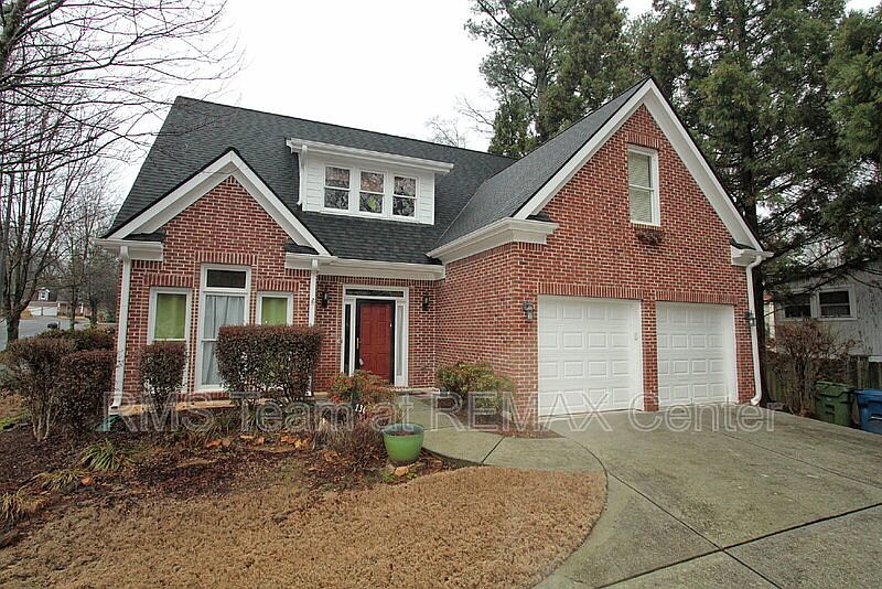 1st image of 1360 Eastgate Ct SE
