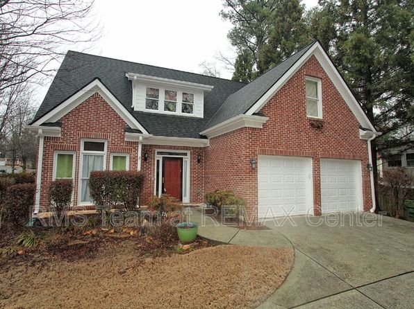 1360 Eastgate Ct SE