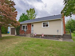 1904 Stonington Rd, Bethlehem, PA 18018