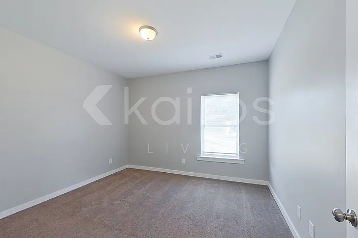 204 White Oak Cir — Photo 14