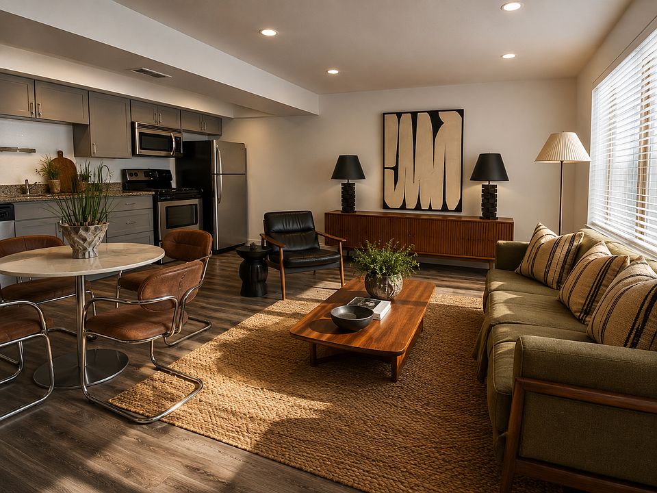1BR, 1BA / Living & Kitchen Area