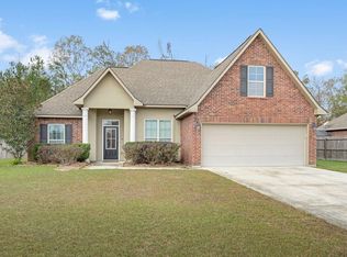 28146 Loiret Ct, Ponchatoula, LA 70454