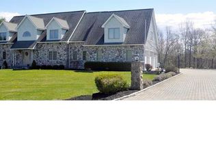 3 Brookside Dr, Goshen, NY 10924
