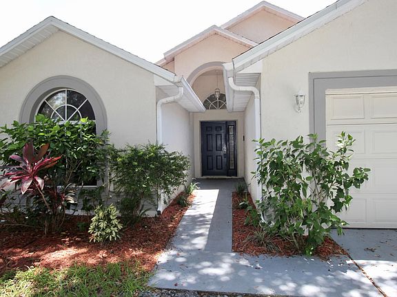 2nd image of 96 Pine Forest Pl