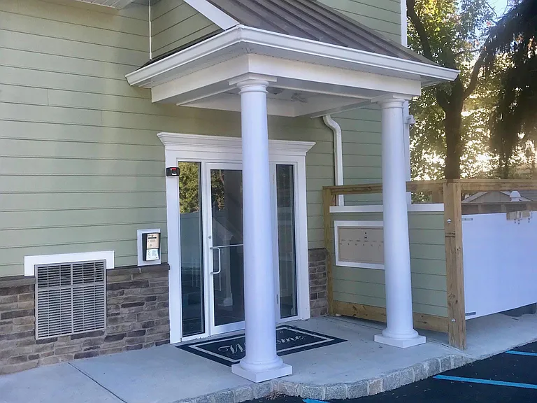 20 Main St #302 — Photo 7