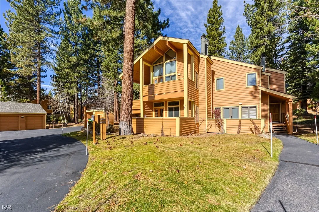 120 Village Blvd #129 photo 1