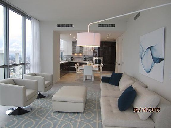 2nd image of 1100 Biscayne Blvd Unit 5101