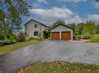 3351 Hope Dr, Emmaus, PA 18049