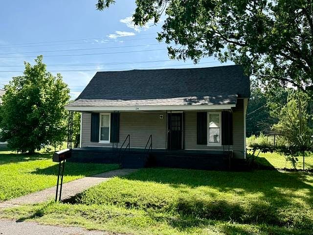 1st image of 134 Tuxedo Dr