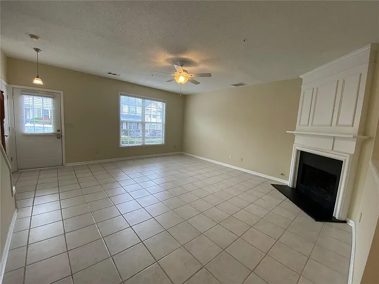1285 Kilmington Ct — Photo 9