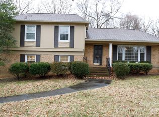 8219 Cliffside Dr, Charlotte, NC 28270