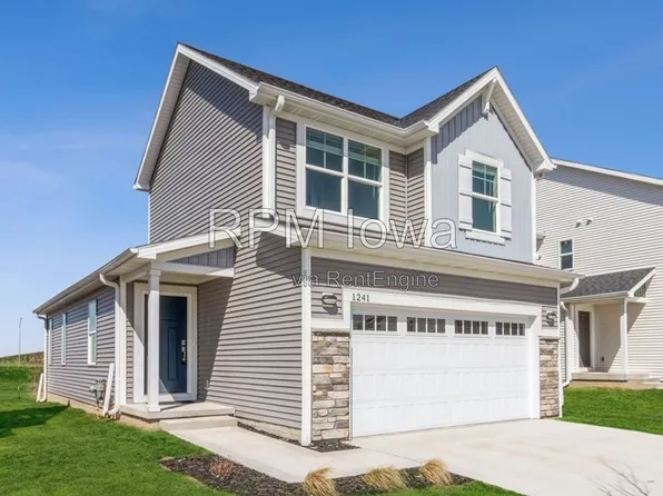 1241 NW Yorktown Dr, Waukee, IA 50263