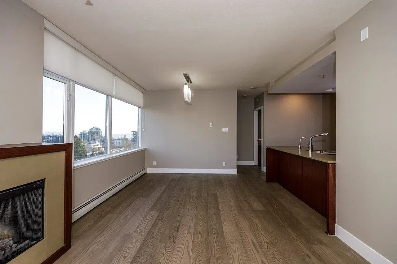 2 bed, 856 sqft, $3,600 — Photo 1
