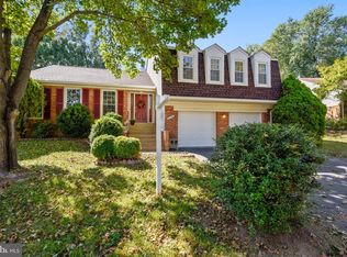 6130 Wicklow Dr, Burke, VA 22015