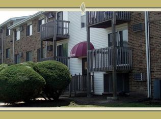 2401 Ingalls Ave #2401-101, Crest Hill, IL 60403