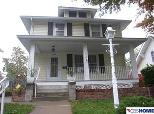 2813 S 33rd St, Omaha, NE 68105