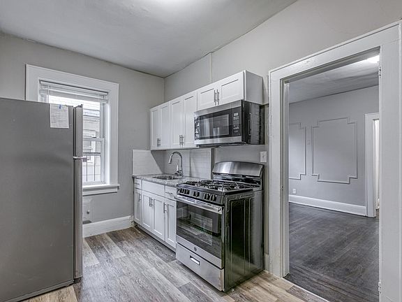5th image of 117 W 3rd Ave APT 9