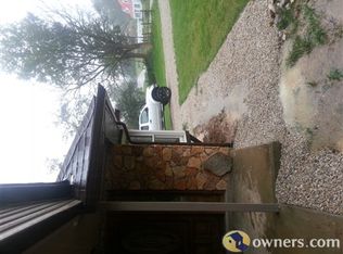 222 Pleasant Valley Dr, South Charleston, WV 25309