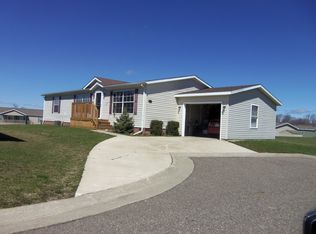 11142 Chestnut Run Ct, South Lyon, MI 48178