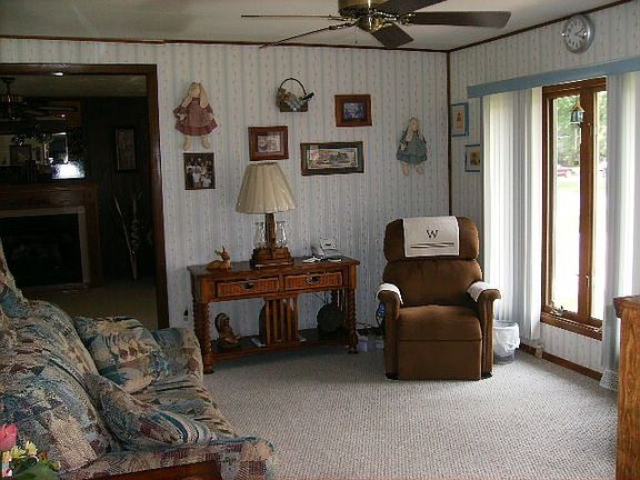 5th image of 1420 Heron Dr