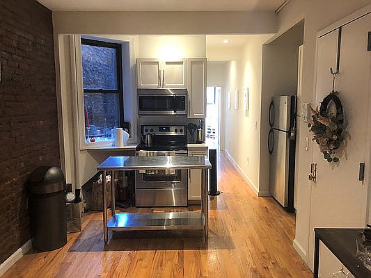 1st image of 36 E 7th St APT 4e