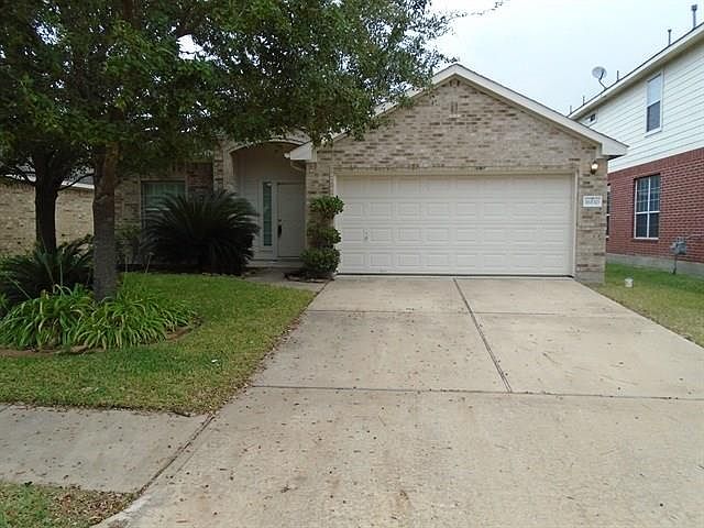 1st image of 16530 Sperry Gardens Dr