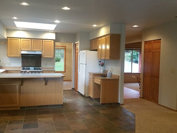 3rd image of 33328 SE 52nd St