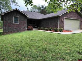 1813 Pinetree Ln, Mountain Home, AR 72653