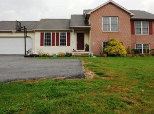 24 Burns Rd, Spring Grove, PA 17362