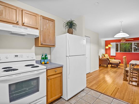 2nd image of 45 Stephen Ln APT 814