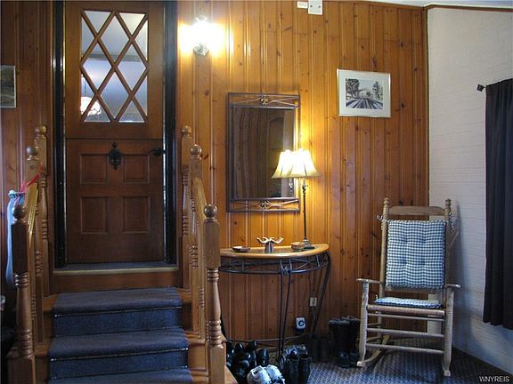 4th image of 53 East Ave